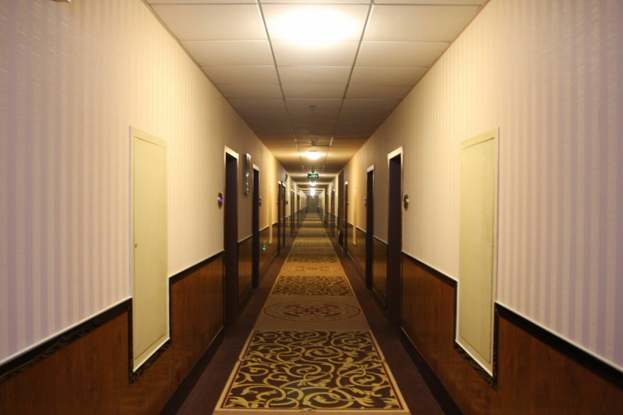 Beijing Konggang Lanwan International Hotel Shunyi Exterior photo