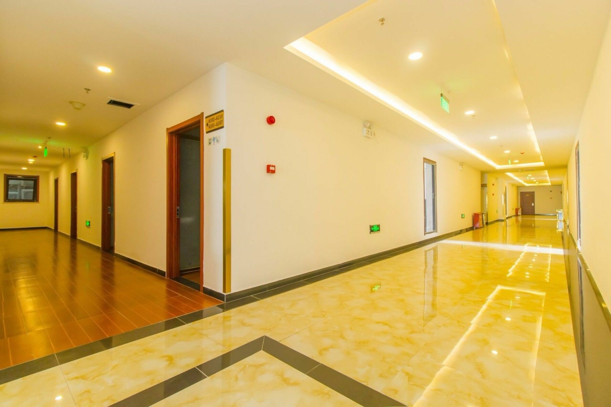 Beijing Konggang Lanwan International Hotel Shunyi Exterior photo